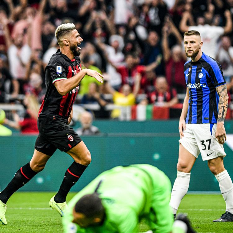 Kalahkan Inter Milan 3-2, AC Milan Melenggang ke Puncak Klasemen Serie A