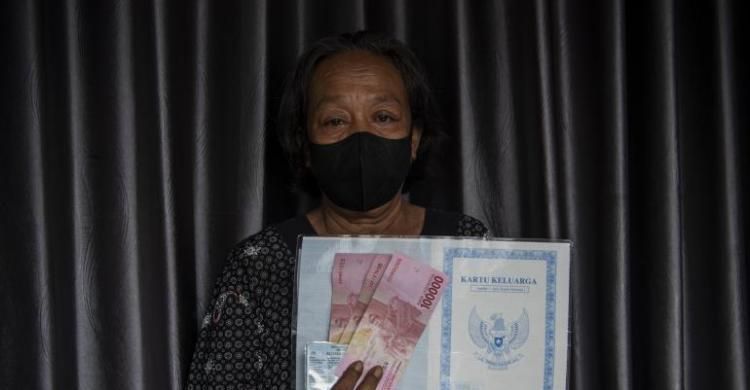 BLT BBM Untuk Disabilitas  Dan Lansia Diantar Ke Rumah