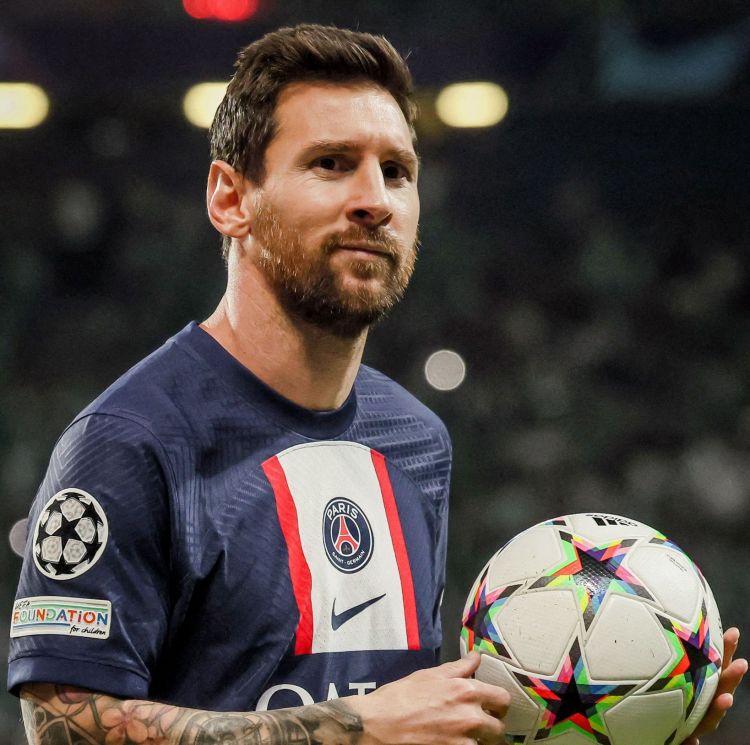 Barcelona Berniat Kembali Pulangkan Messi, Fabregas Beri Dukungan