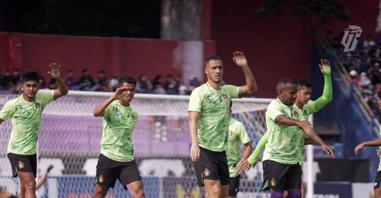 Sore Ini, Macan Putih  Hadapi Barito Putera