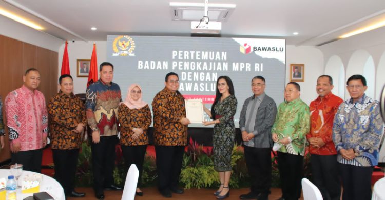 Bawaslu-BP MRP Bahas Pemilu dan Pilkada