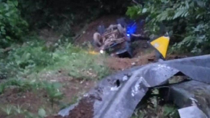 Truk Tanki Masuk Jurang Saat Turunan Gunung Hutan TNGL Aceh Tenggara