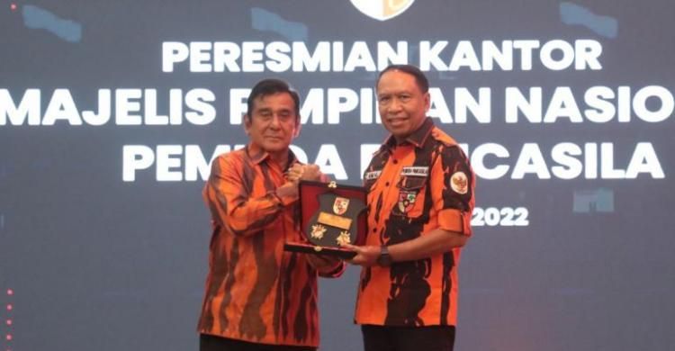 Menpora Raih Penghargaan  Satya Khusus Dari Pemuda Pancasila