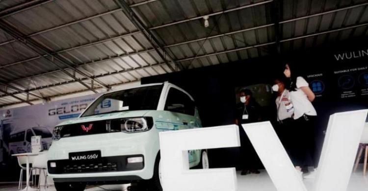 Kendaraan Listrik  Kunci Menuju Ekonomi Hijau