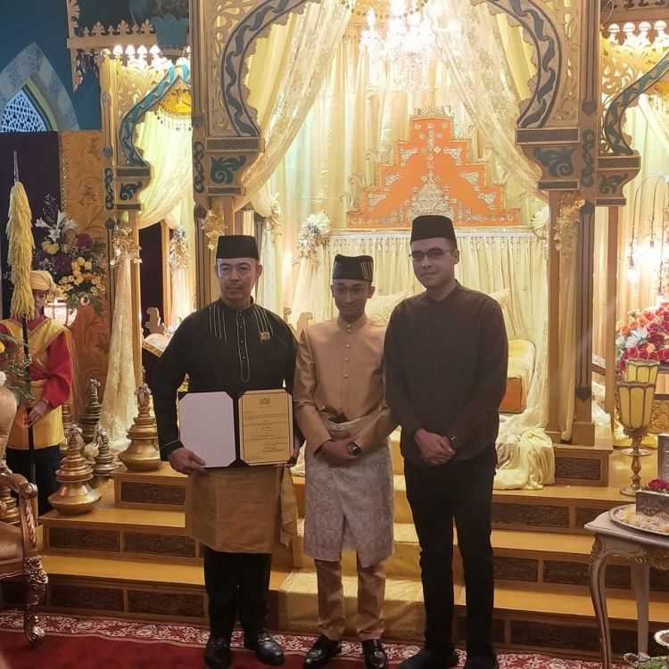 Kesultanan Deli Anugerahi Abdillah Gelar Datuk Setia Wira Negara