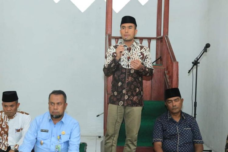 Wakil Bupati Labura Laksanakan SSJB di Masjid Al-Hidayah Damuli Pekan