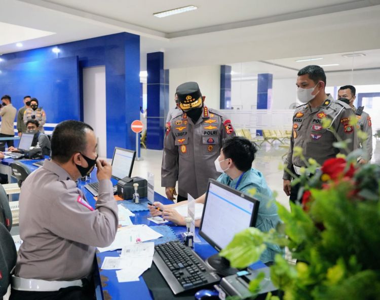 Sidak Satpas SIM Polda Metro Jaya, Ini yang Diperbuat Kapolri