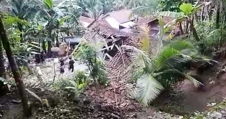 Tanah Longsor Telan Dua Korban Tewas di Kebumen