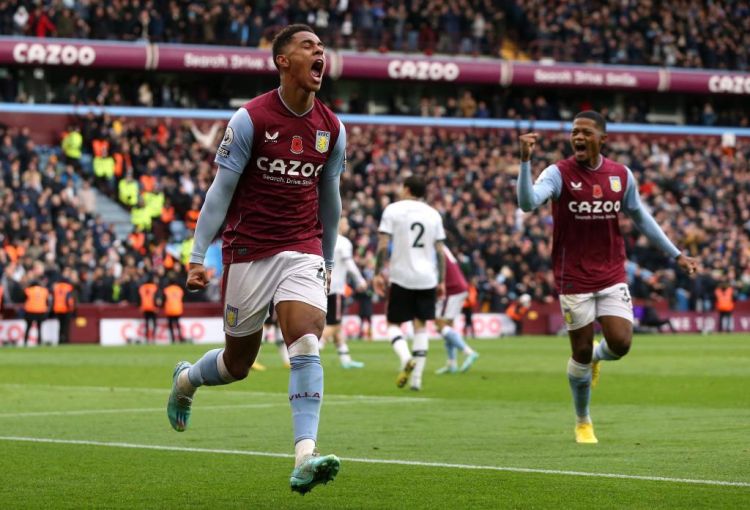 Aston Villa Permalukan Man United, Skor 3-1