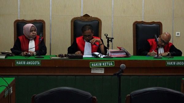 Kasus Penipuan Trading, Fakarich Divonis 10 Tahun Penjara