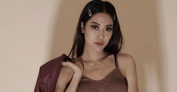 Viral, Aksi Buka Baju Widy Vierra  Di Atas Panggung Berbuntut Somasi