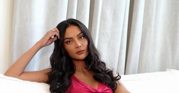 Erika Carlina  Punya Mantan Bocil