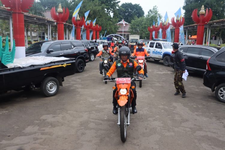 Gunakan Motor, BNPB Distribusikan Logistik ke Warga Terdampak Gempa Cianjur