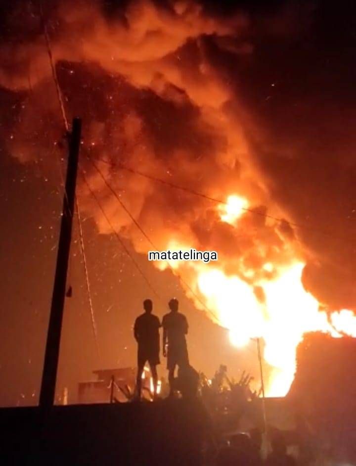 Asik Nonton Piala Dunia, Teriakan  Kebakaran Bubarkan Warga Asahan