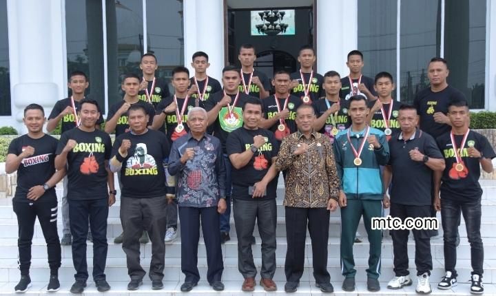 Bupati Asahan Berikan Apresiasi Pada Pertina Asahan Raih 10 Medali Emas