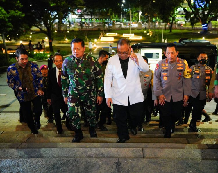 Kapolri Pastikan TNI-Polri Beri Rasa Aman Sepanjang Nataru