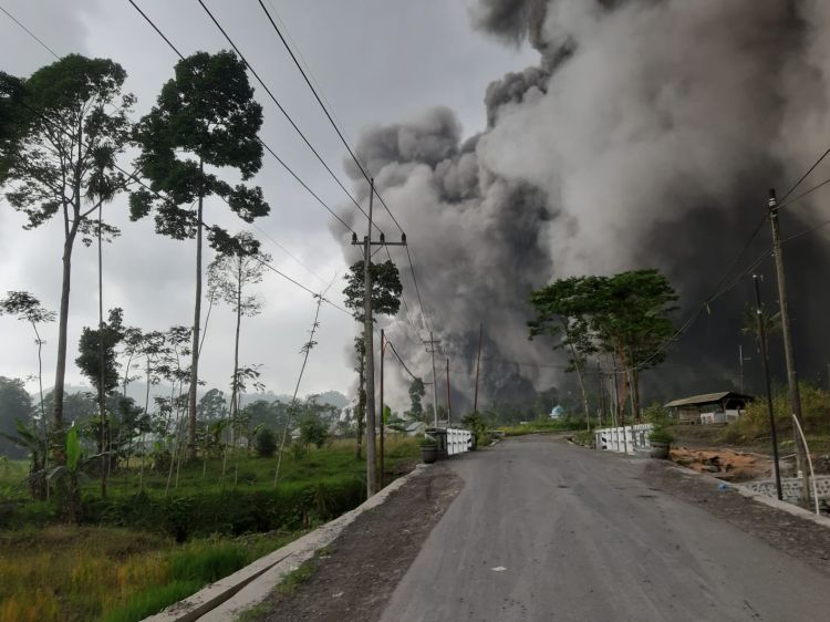 BNPB: Letusan Gunung Semeru Tidak Dapat Bangkitkan Tsunami