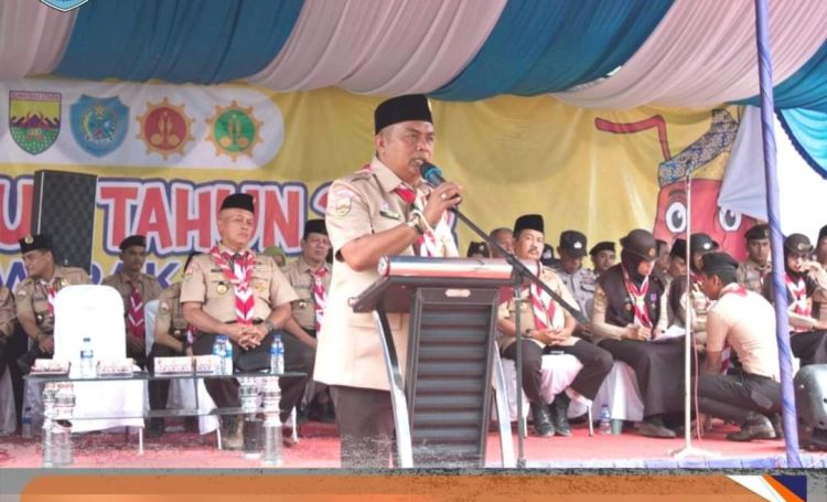 Plt Kadis Pendidikan Labuhanbatu Tutup PWD Gerakan Pramuka Sumut