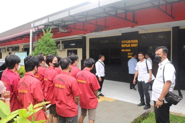 15 Anak Buah Apin BK Diserahkan ke Kejaksaan, Bosnya Belum