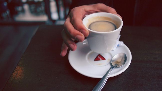3 Kebiasaan Ngopi Ini Ternyata Bisa Memperpendek Umur
