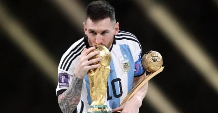 Messi Luar Biasa, Pecahkan  Rekor 2 Kali Golden Ball