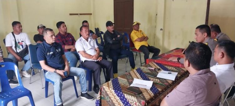 Bersama KPU, Bawaslu dan tokoh pemuda, Polres Humbahas gelar Pojok Pemilu