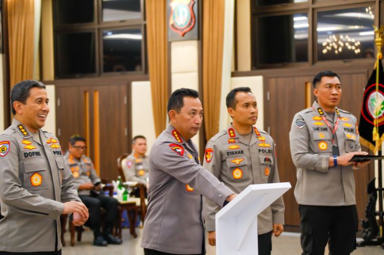 Jaga Netralitas, Polri Atur Perilaku Anggota Bermedsos