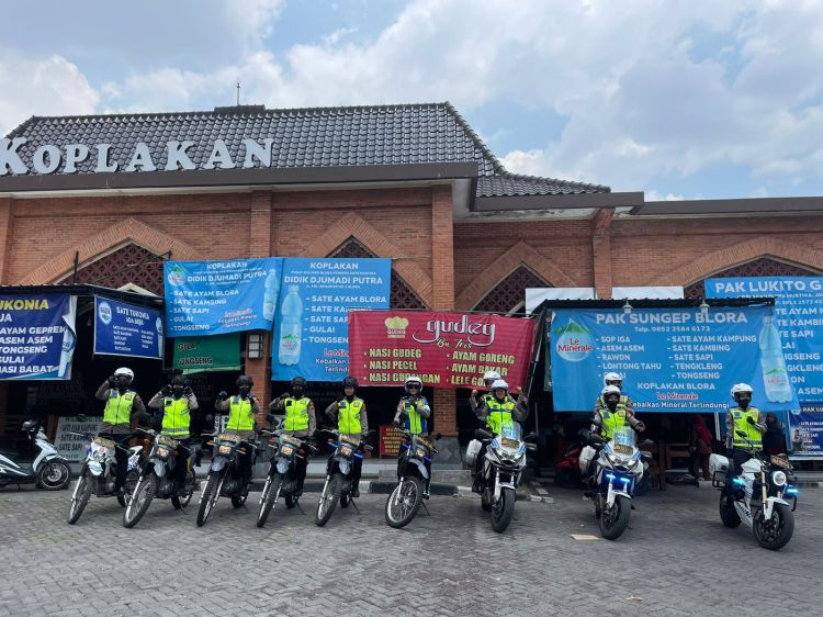 Polisi Wanita Polres Blora Gelar Patroli Bermotor Roda Dua