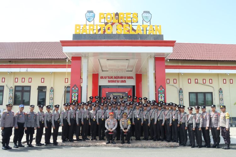 Kunjungi Polres Barsel, Ka SPN Polda Kalteng Tinjau Langsung Kegiatan Latja Siswa Diktukba Polri Gel II 2023