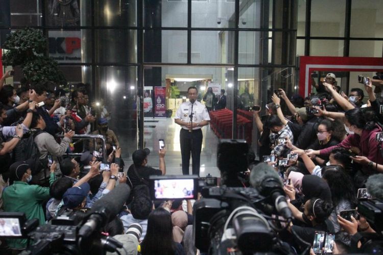 Gubernur DKI Jakarta Sebelas Jam Diperiksa KPK